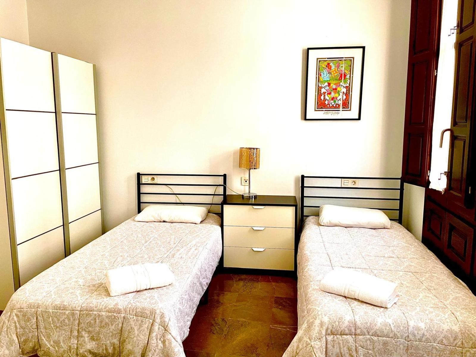 Apartamentos Iliberis Granada Eksteriør billede