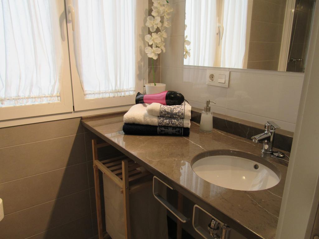 Apartamentos Iliberis Granada Værelse billede