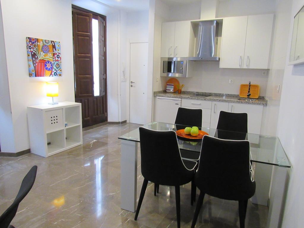 Apartamentos Iliberis Granada Værelse billede